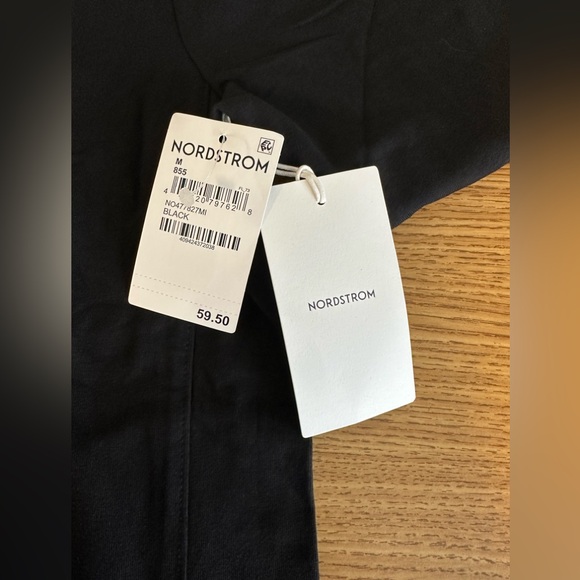 Nordstrom size medium - Picture 3 of 4